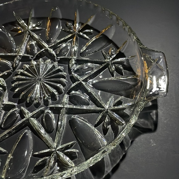 Vintage Round Glass Serving Tray Handles Glassware - Picture 4 of 6